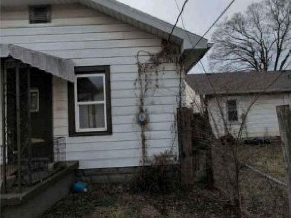 5th image of 2408 S Mulberry St