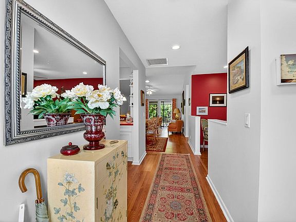 5th image of 2641 Gately Drive W #1506