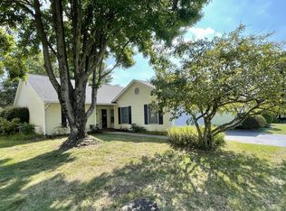 706 E Pepperridge Dr, Bloomington, IN 47401