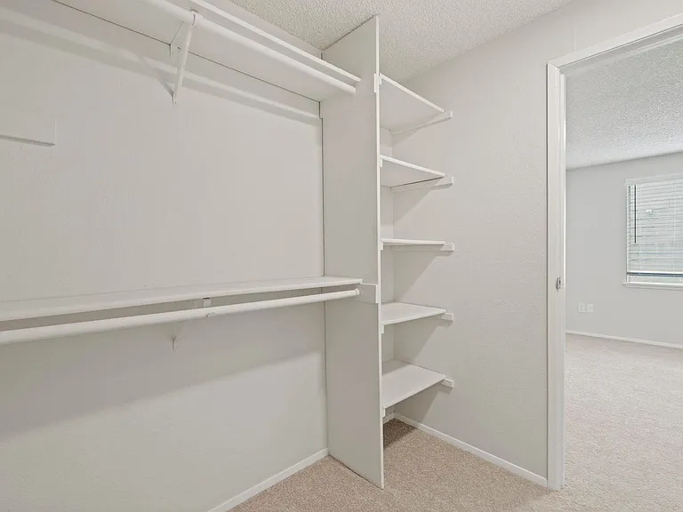 Welcome Home to James Apartment Lakewood , WA — Photo 18