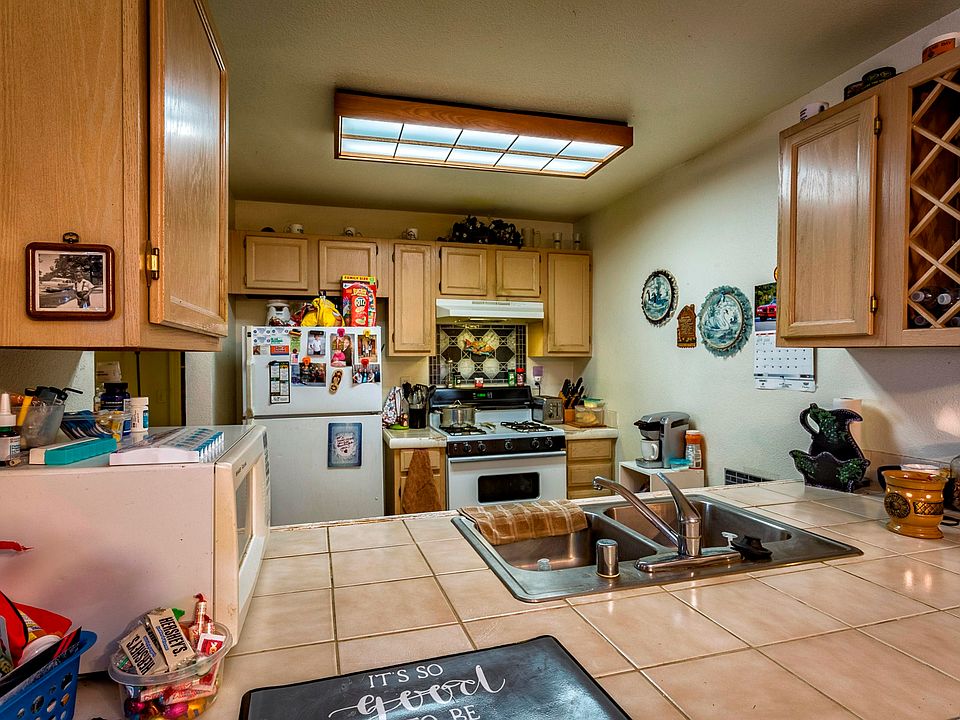 1549 Bruce St-Print-04