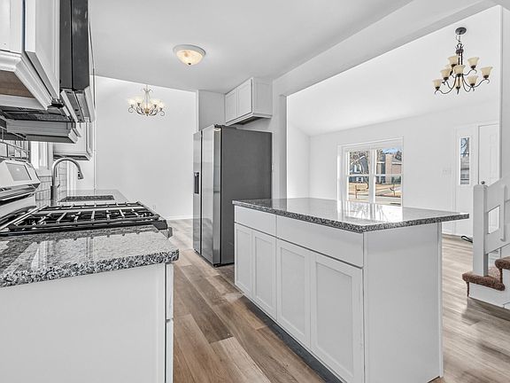 3rd image of 5512 Abbey Dr