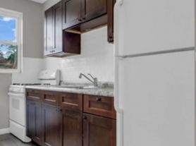 2501 Hurlbut St, Detroit, MI