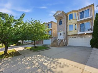 433 Linden Ave, Elizabeth City, NJ 07202