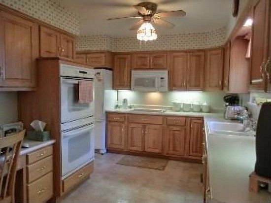 4th image of 3406 Thames Dr