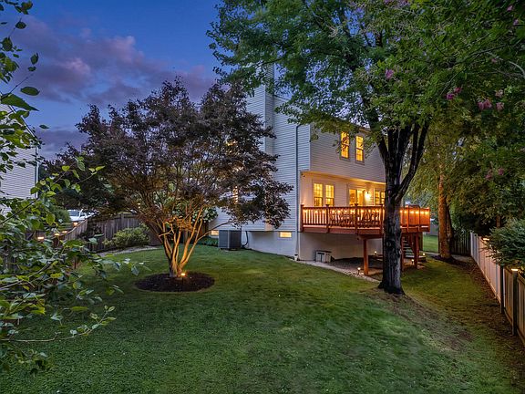 2nd image of 6517 Beechnut Cir