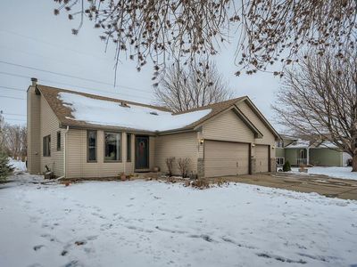 8107 Joliet Ave S, Cottage Grove, MN, 55016