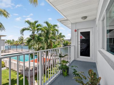 7207 Bay Dr APT 12, Miami Beach, FL, 33141