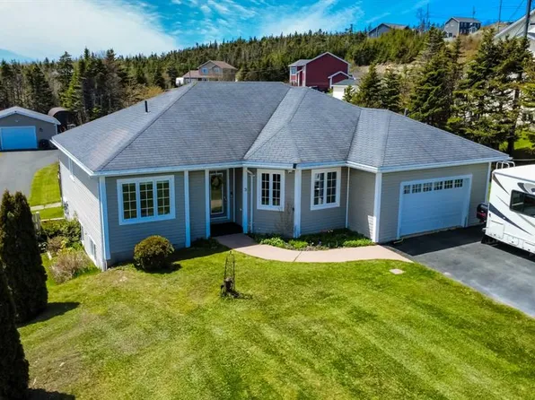 3 Nathaniel Drive, Torbay, NL A1K1M5