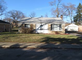 10 Apple Ln, Park Forest, IL 60466