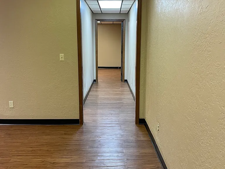 Hallway to the other 2 rooms