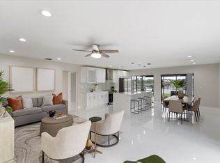 5727 Mirror Lakes Blvd, Boynton Beach, FL 33472
