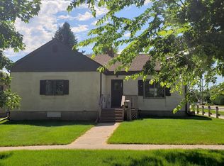400 E 5th St, Morris, MN 56267