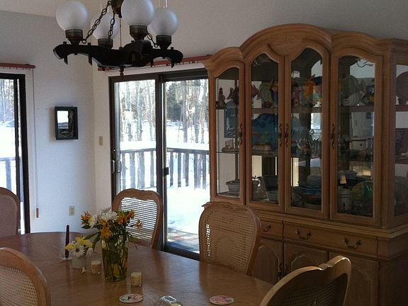 4th image of 134 Laurel Dr