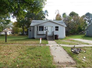 1214 3rd St, Albion, MI 49224