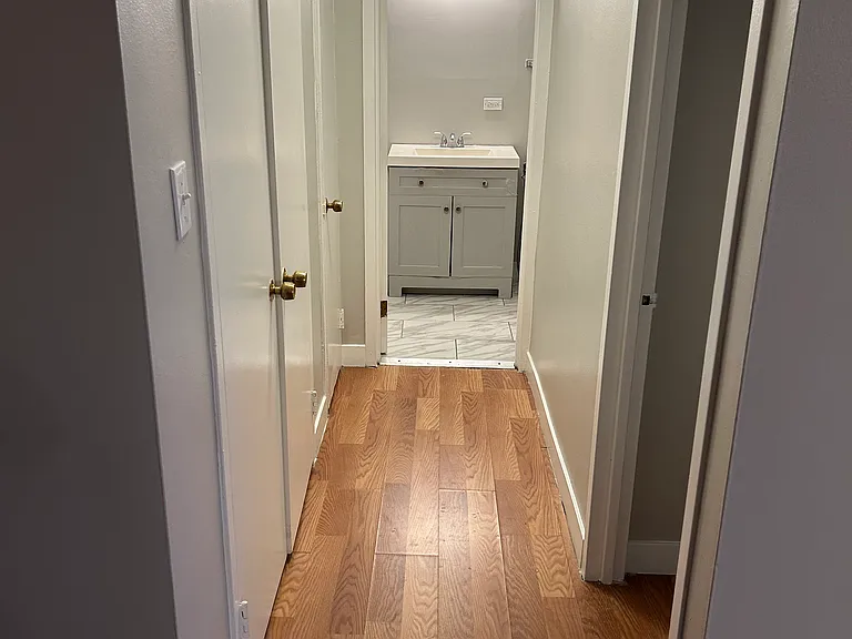 6160 N Damen Ave #408 — Photo 5