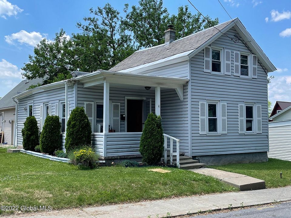 1st image of 4 Maple Ave