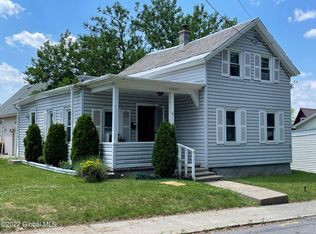 4 Maple Ave, South Glens Falls, NY 12803