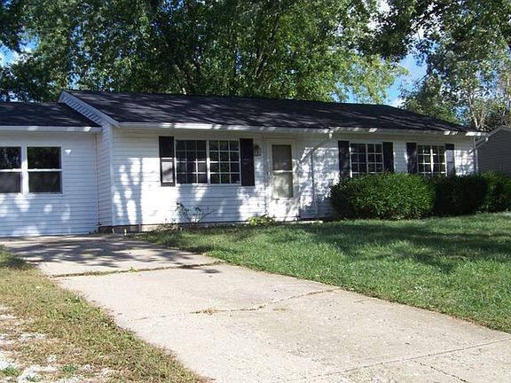 5th image of 1369 New Field Ln