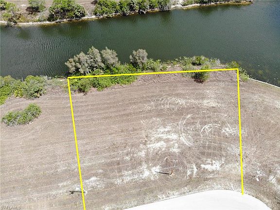 2nd image of 1704 NE 42nd Ter Lot 21