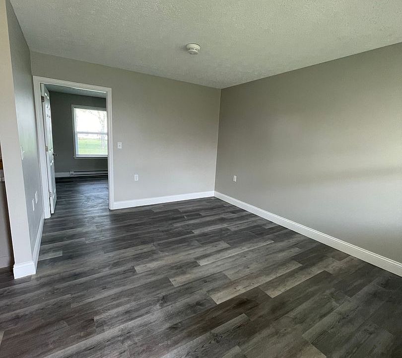 815 W Columbia St 17, Flora, IN 46929 Zillow