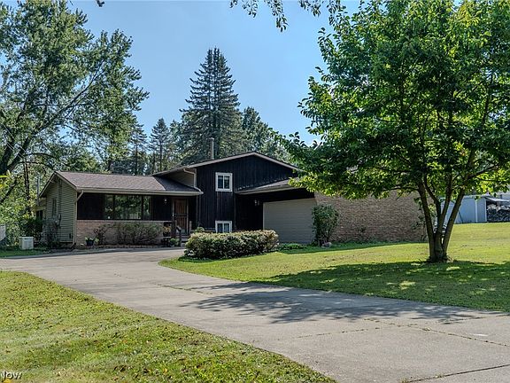 2nd image of 2848 Pressler Rd