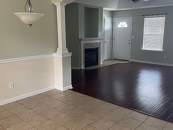 4th image of 904 Cedar Creek Dr #904