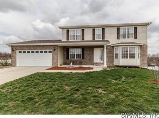 827 Victorian Ave, Waterloo, IL 62298