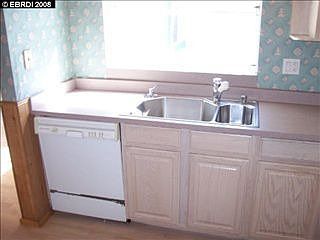 4th image of 3559 Lake Ontario Dr