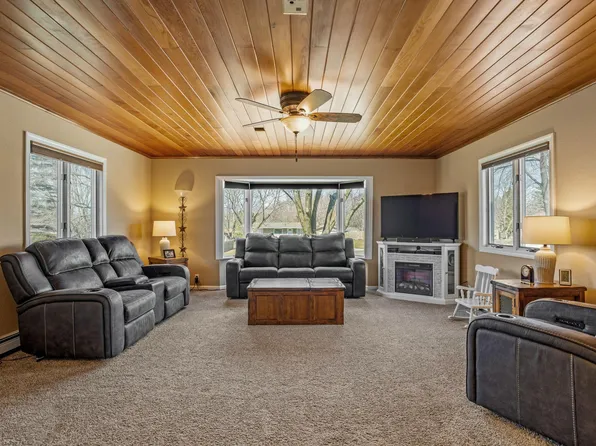 725 Caleta Pl, Owatonna, MN 55060