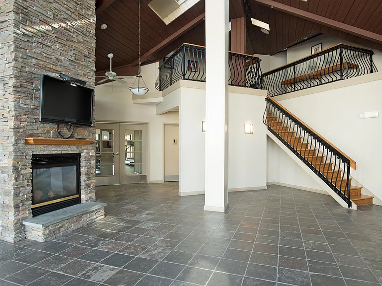 Chelsea Ridge Apartments — Photo 13