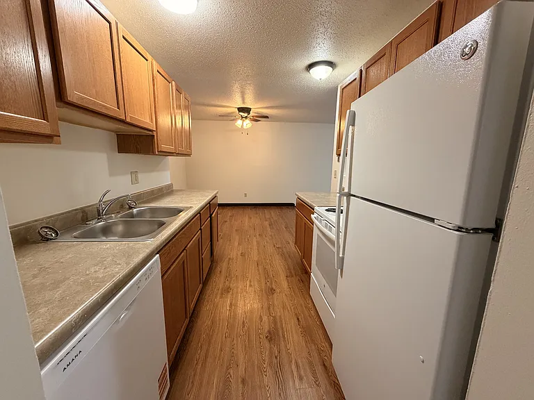 Winding Hills Apartments — Photo 119