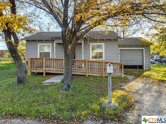 2nd image of 411 W Washington Ave