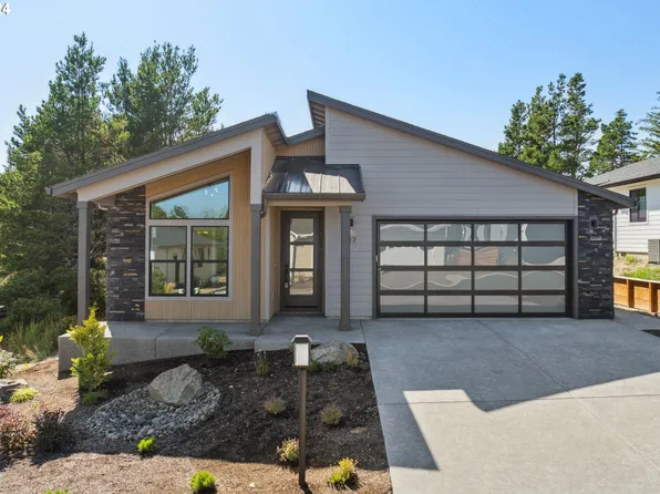 517 Meadows Dr, Manzanita, OR 97130