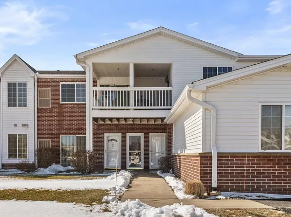 2705 11th PLACE #905, Kenosha, WI 53140