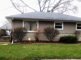 2515 82nd St, Kenosha, WI 53143