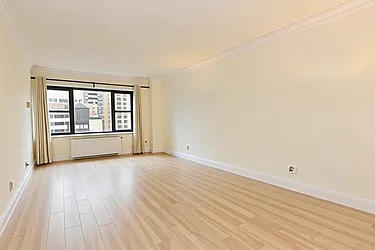20 West 64th Street, #9N
