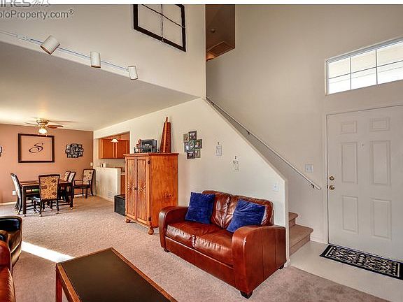 3rd image of 3308 Santa Fe Ave