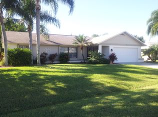 412 SW 32nd Ter, Cape Coral, FL 33914