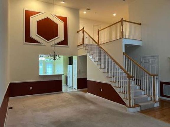 2nd image of 467 Eton Dr