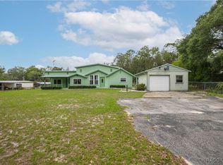 19343 SE 91st Ln, Ocklawaha, FL 32179