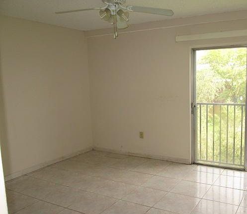 4th image of 301 NW 109th Ave APT 203