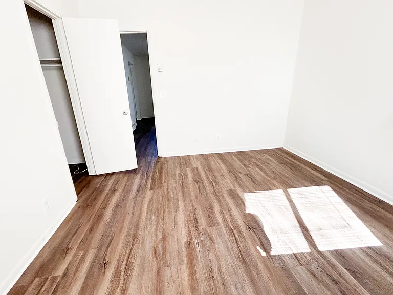 2014 Linden Ave #6 — Photo 7