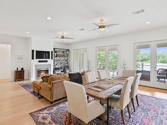 2nd image of 13167 Riverwalk Cir