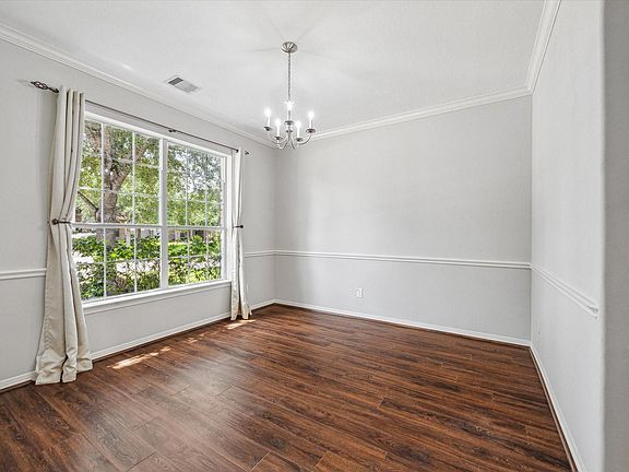 3rd image of 3105 W Trail Dr