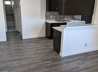 1708 Pine Avenue, Long Beach, CA 90813