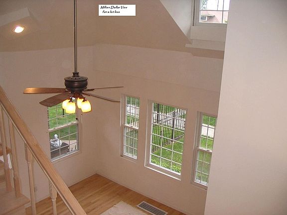 2nd image of 1510 N Waller Ave