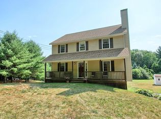 42 Dow St, Pepperell, MA 01463