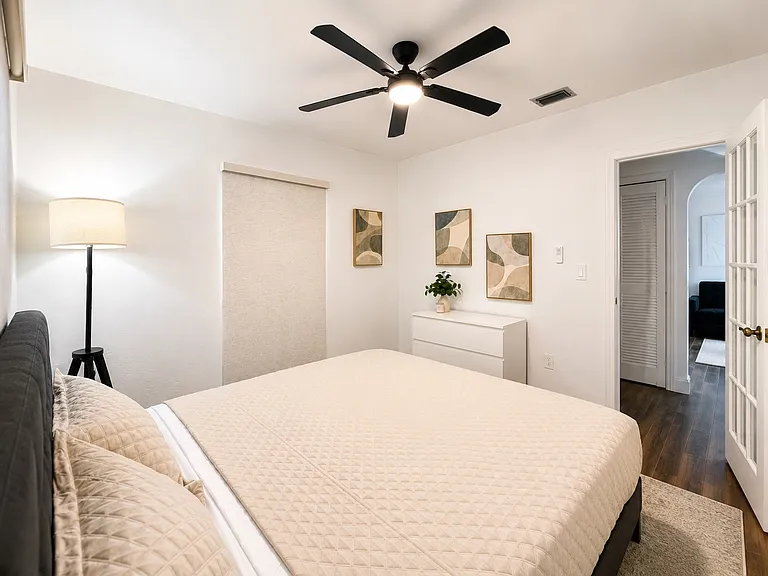 4001 NW 15th Ave #4003 — Photo 17