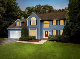 30 River Farm Dr, East Greenwich, RI 02818